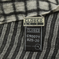 Closed Scarf/Shawl Wool