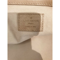 Louis Vuitton Sac à bandoulière en Cuir verni en Beige