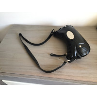 Coccinelle Shoulder bag Patent leather in Black