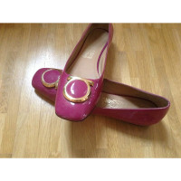Salvatore Ferragamo Slippers/Ballerinas Patent leather in Pink