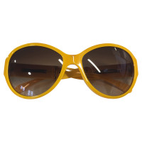 Chanel occhiali da sole giallo