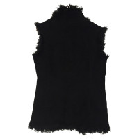 Closed fur vest