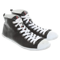 Prada Ledersneakers in Schwarz