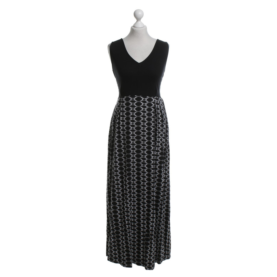 Hobbs Maxi dress in black and white