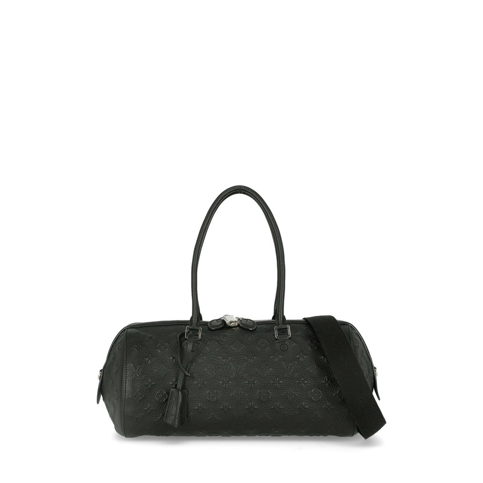 Louis Vuitton Shoulder bag Leather in Black