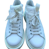 Alexander McQueen Weiße Leder-Sneakers