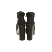 B Store London Boots Leather in Black