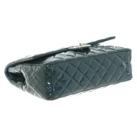 Chanel Classic Flap Bag Maxi Lakleer in Groen