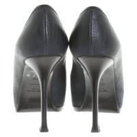 Yves Saint Laurent Pumps/Peeptoes Leather in Black