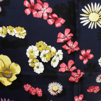 Hermès Tuch mit floralem Muster