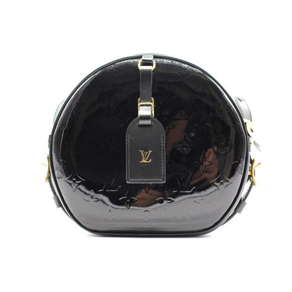Louis Vuitton Boétie 2200 Patent leather in Black