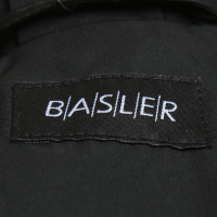 Basler Trenchcoat in zwart