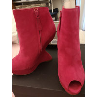 Alexander McQueen Bottines en Daim en Fuchsia