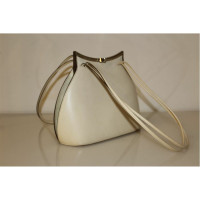 Fontana Shoulder bag Leather in Cream