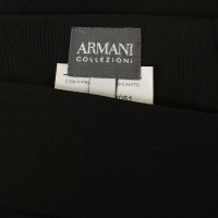 Armani Une jupe crayon courte