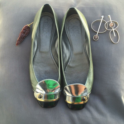 Hogan Slippers/Ballerinas Patent leather in Olive