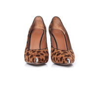 Givenchy Pumps/Peeptoes in Brown