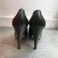 Céline Pumps/Peeptoes en Cuir en Noir