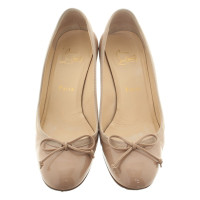 Christian Louboutin Pumps in Nude