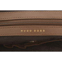 Hugo Boss Clutch Leer in Taupe