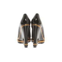 Dolce & Gabbana Chaussures compensées en Cuir verni en Noir