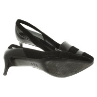 Tory Burch Pumps/Peeptoes aus Leder in Schwarz