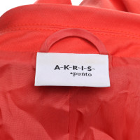 Akris Ensemble in rood