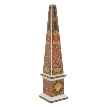 Gianni Versace Medusa obelisk