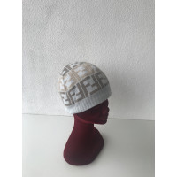 Fendi Cappello/Berretto in Cashmere