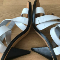Iro Sandalen aus Leder in Weiß
