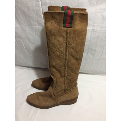 Gucci Boots Suede in Beige