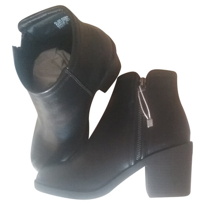 Topshop Ankle boots in Black