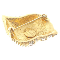 Nina Ricci Shell brooch with jewelry