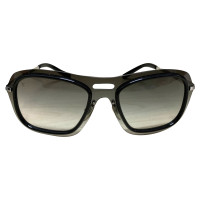 Louis Vuitton Sunglasses in Black
