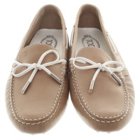 Tod's Leather Loafer in Beige