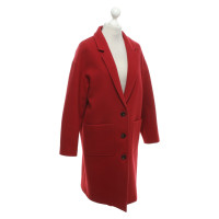 Closed Coat in red