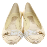 Givenchy Slipper/Ballerinas aus Leder in Gold