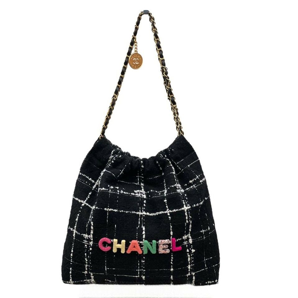Chanel CHANEL 22 in Zwart