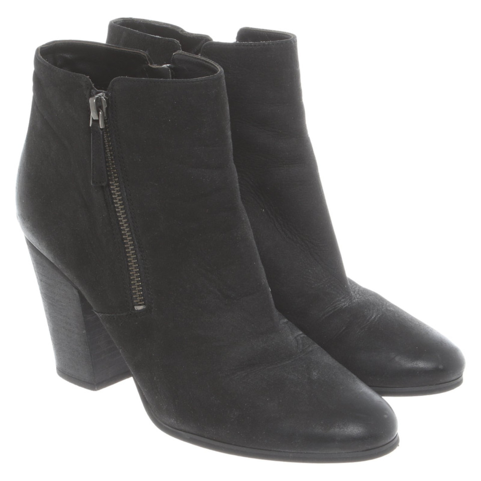 Michael Kors Ankle boots Leather in Black