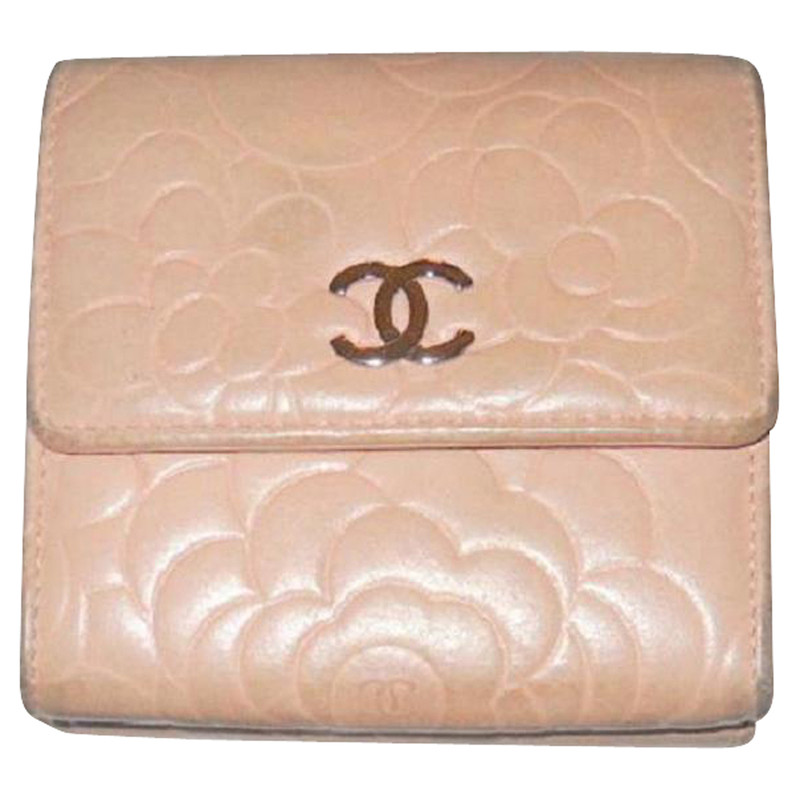 Chanel Wallet with camellias embossing
