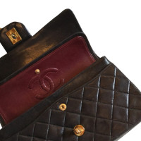 Chanel Classic Flap Bag Small in Pelle in Nero