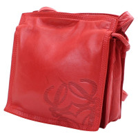 Loewe Handtasche aus Leder in Rot