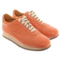 Hermès Sneakers in orange