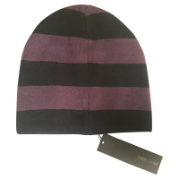 Karl Lagerfeld Cap with stripes
