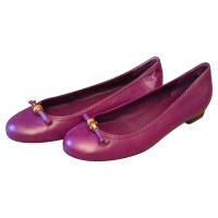 Gucci Slipper/Ballerinas aus Leder in Violett