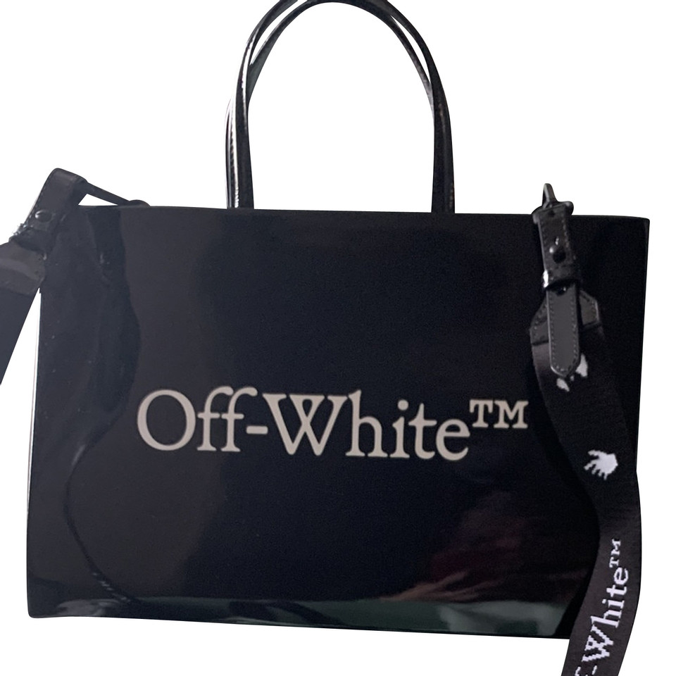 Off White Box Tote Lakleer in Zwart