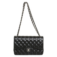 Chanel Classic Flap Bag Jumbo in Pelle in Nero