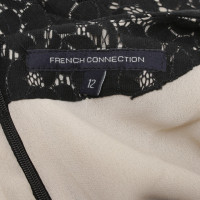 French Connection Robe avec dentelle