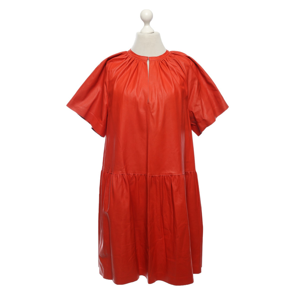 Stand Studio Kleid aus Leder in Rot