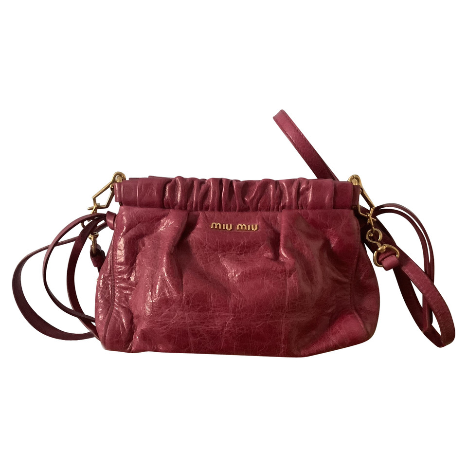 Miu Miu Schoudertas Leer in Fuchsia